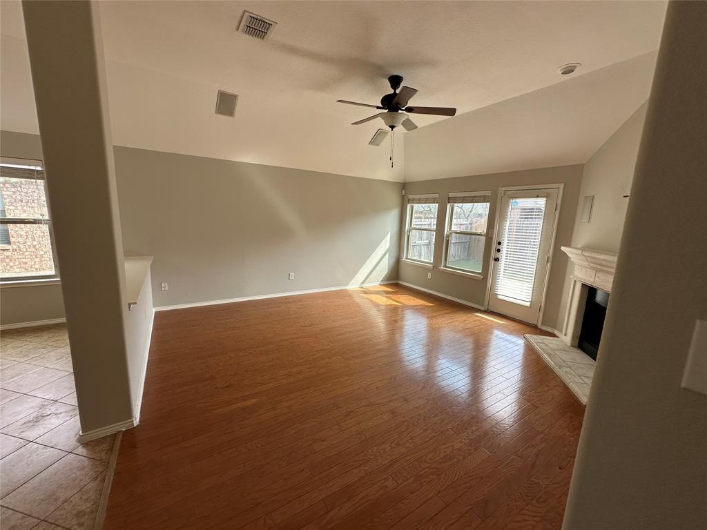 9321 Fenway Drive McKinney, TX 75072 - Photo 12 of 22 en view interior of the house
