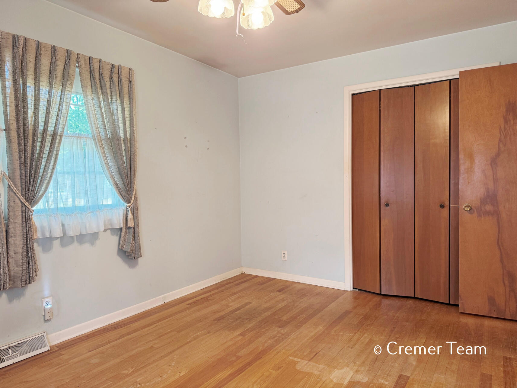 9068 Victor Avenue Jenison, MI 49428 - Photo 19 of 30 Bedroom #1 View 2