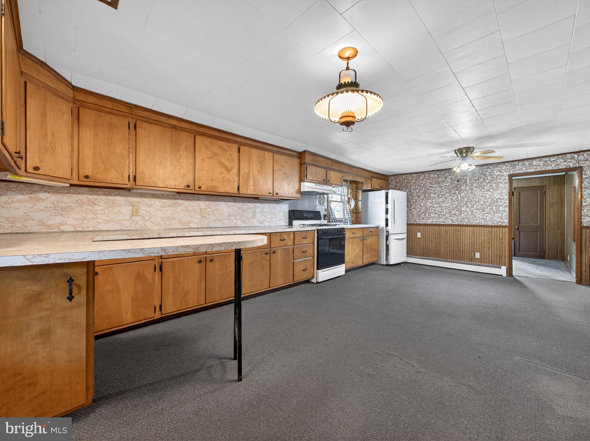 8275 Mertztown Road Alburtis, PA 18011 - Photo 31 of 53