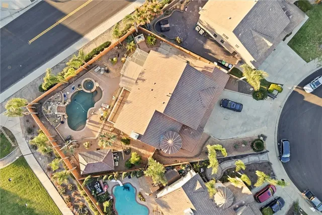 $1,050,000 | 22385 Hayworth Court, Corona, CA 92883