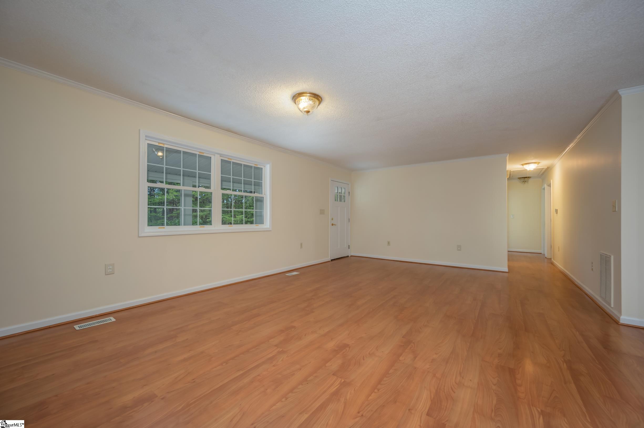 2495 South Blackstock Road Landrum, SC 29356 - Photo 18 of 36 Gallery Image 18