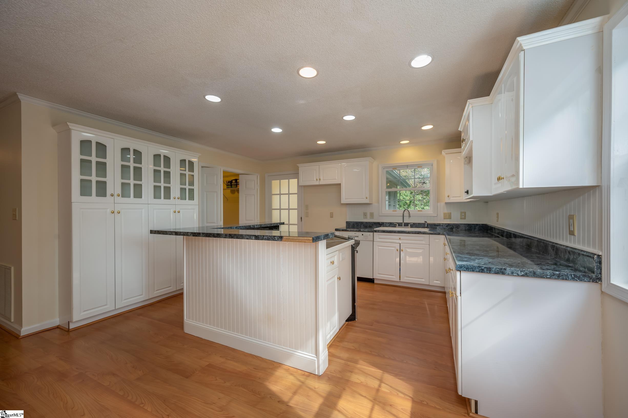 2495 South Blackstock Road Landrum, SC 29356 - Photo 21 of 36 Gallery Image 21