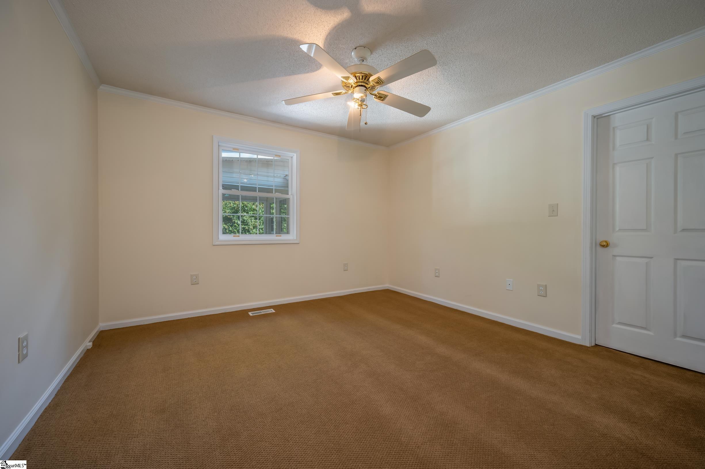 2495 South Blackstock Road Landrum, SC 29356 - Photo 27 of 36 Gallery Image 27