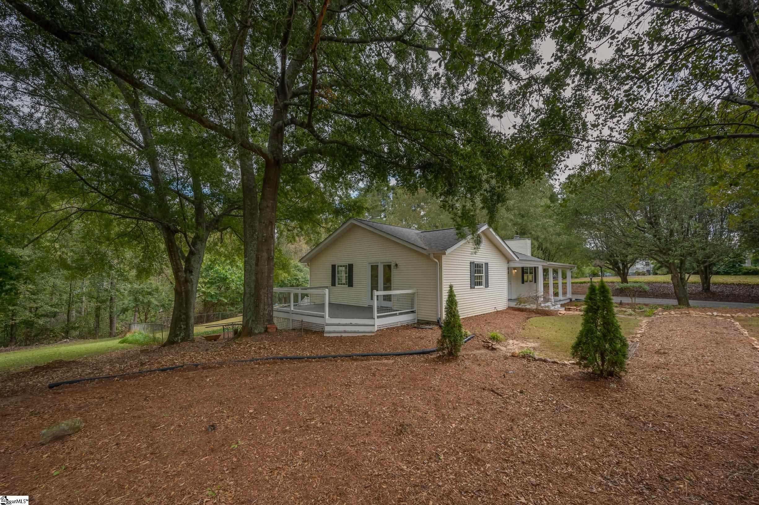 2495 South Blackstock Road Landrum, SC 29356 - Photo 7 of 36 Gallery Image 7