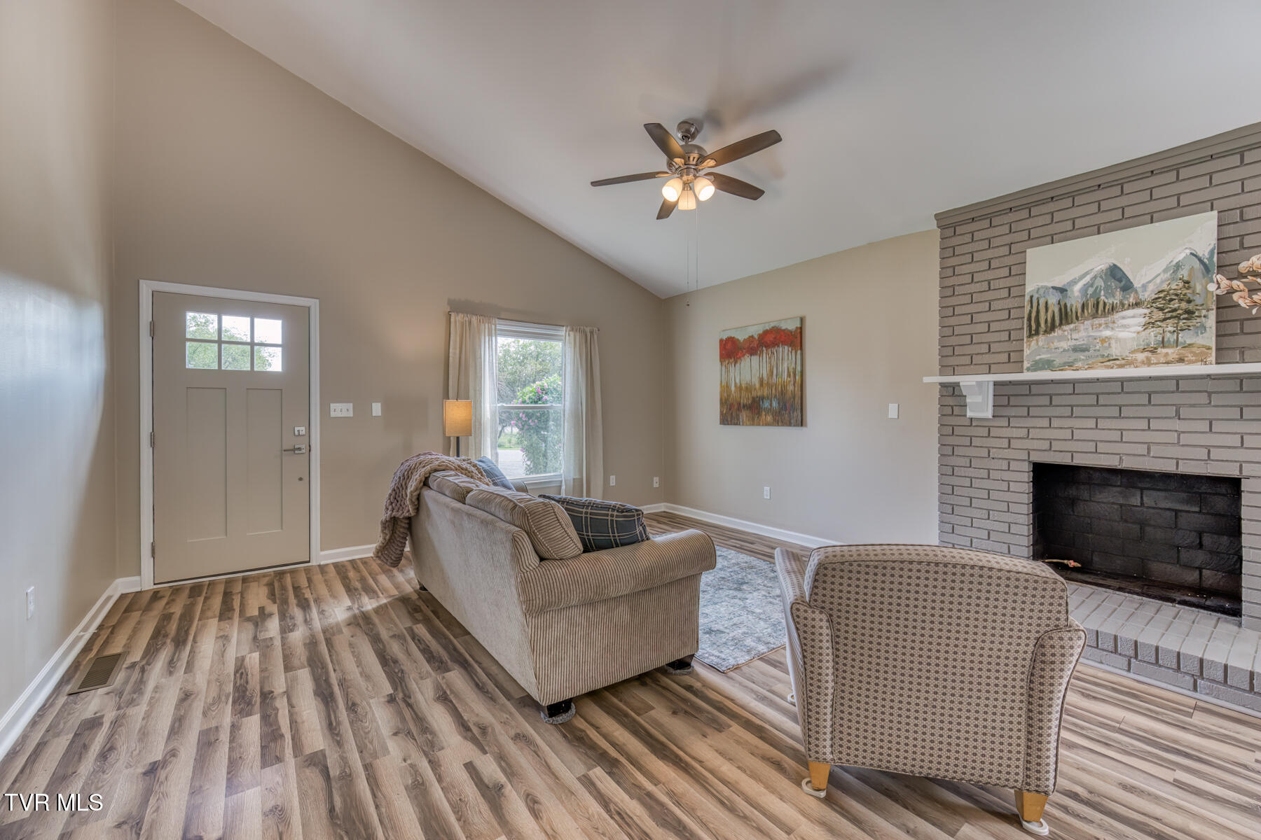 140 Risto Road Bristol, VA 24201 - Photo 8 of 30 75 Risto Rd-8