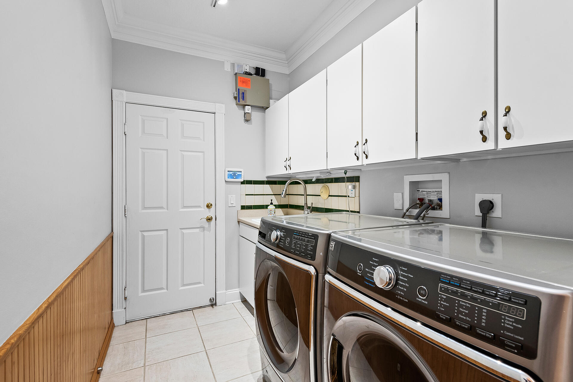 21698 Fall River Drive Boca Raton, FL 33428 - Photo 45 of 58 Laundry Room