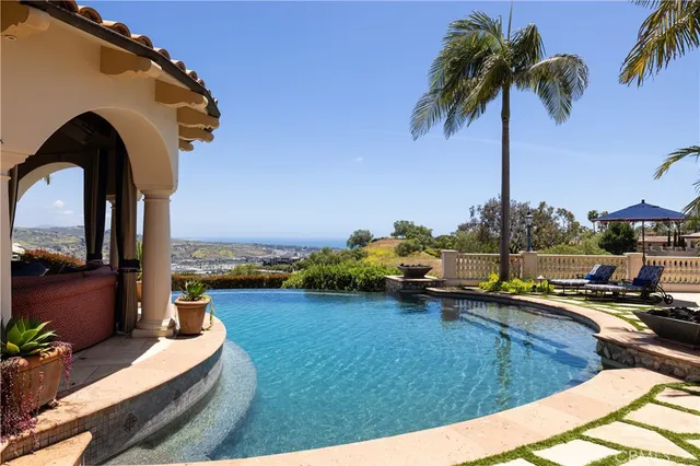 $19,995,000 | 19 Old Ranch Road, Laguna Niguel, CA 92677