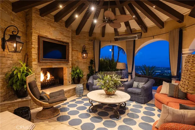 $19,995,000 | 19 Old Ranch Road, Laguna Niguel, CA 92677