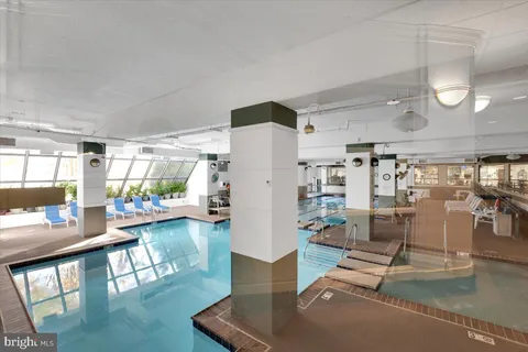 $3,450 | 309 Yoakum Parkway, Unit 815, Alexandria, VA 22304