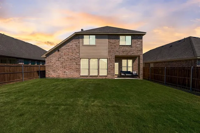 $425,000 | 3911 Holly Spgs Lane, Kaufman, TX 75142