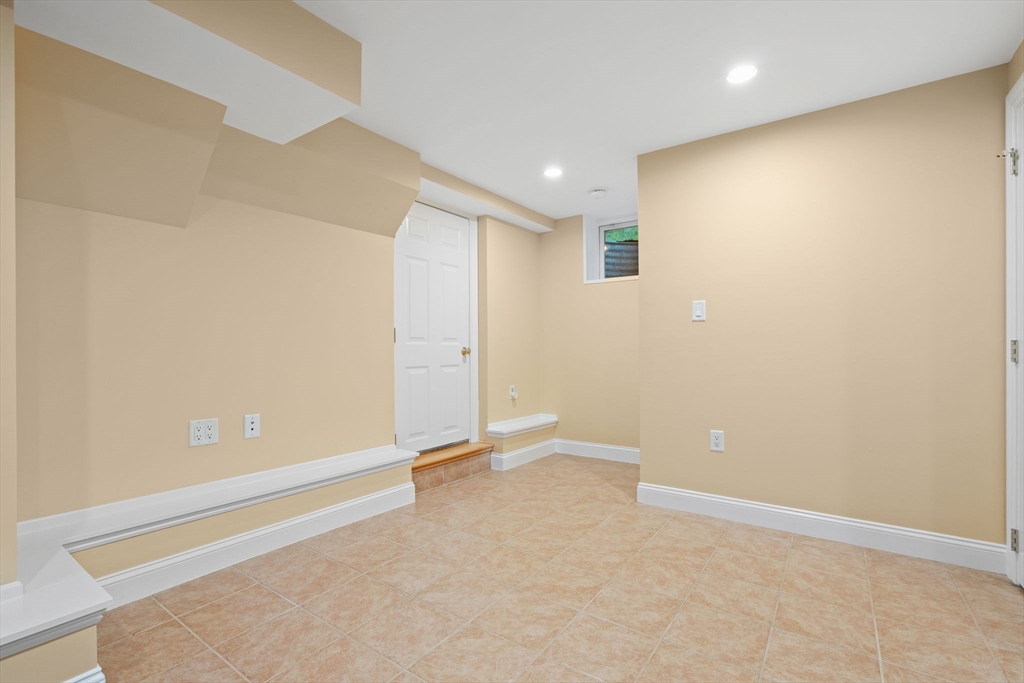 5 Brewster Road Arlington, MA 02478 - Photo 34 of 39 a view of an empty room