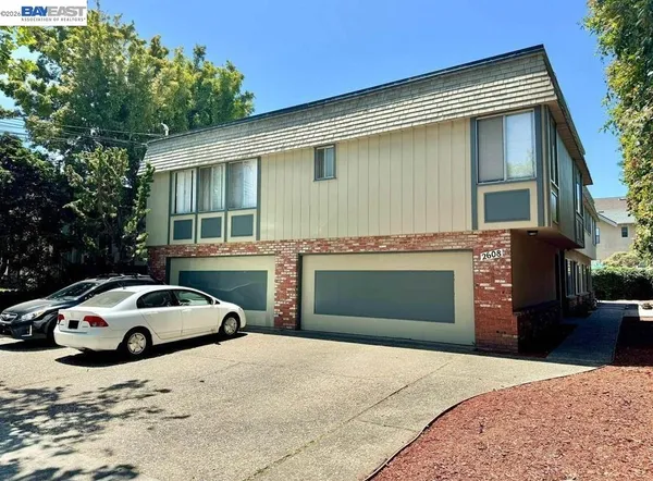 $1,495,000 | 2608 Central Avenue, Alameda, CA 94501
