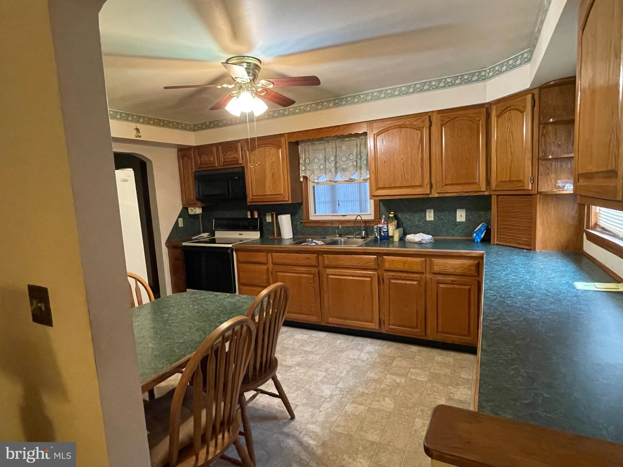 8 Central Avenue Ridgely, MD 21660 - Photo 4 of 20 Gallery Image 4
