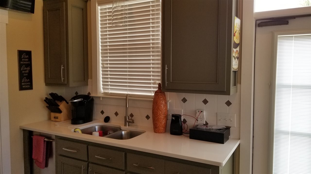 28888 Canal Road, Unit 68 Orange Beach, AL 36561 - Photo 4 of 18 Kitchen