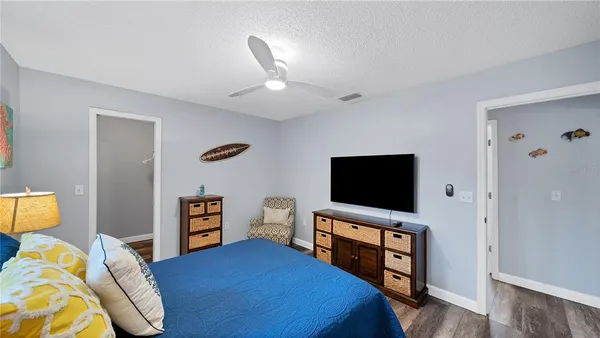 $3,200 | 5219 Inverness Drive, Sarasota, FL 34243