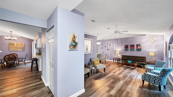 $3,200 | 5219 Inverness Drive, Sarasota, FL 34243