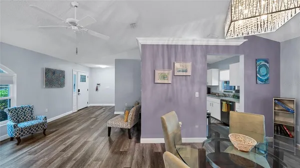 $3,200 | 5219 Inverness Drive, Sarasota, FL 34243