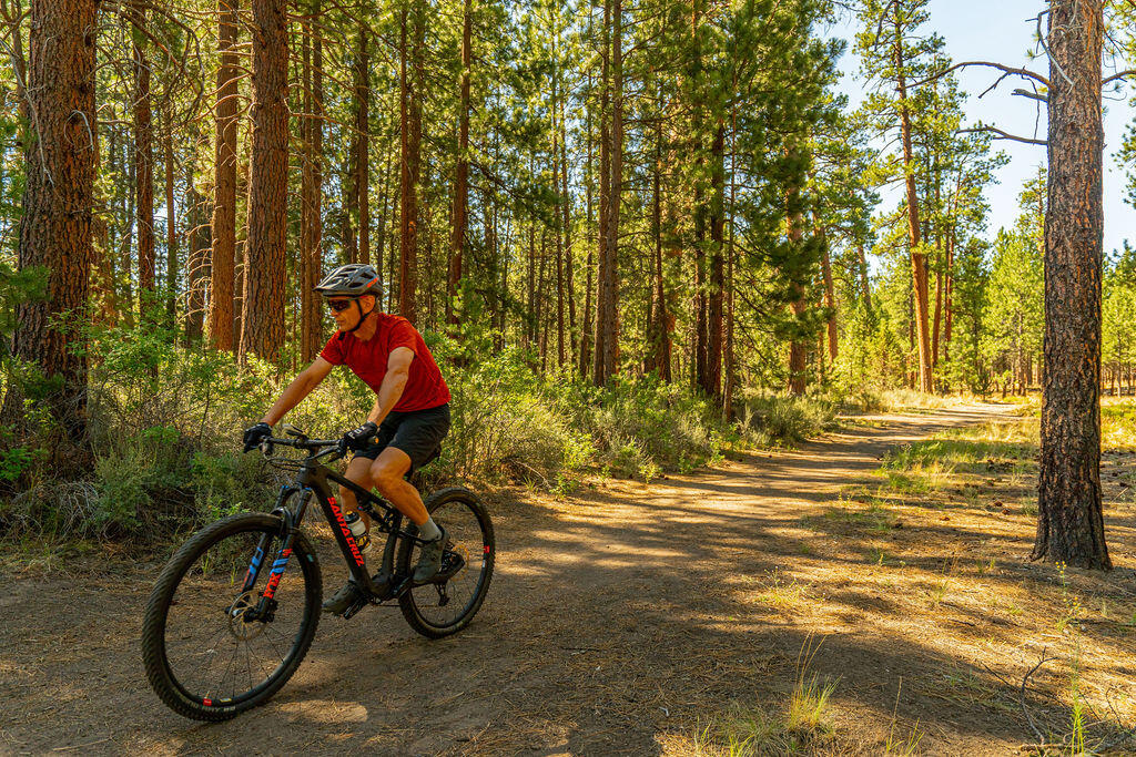 Concannon St Bend Bend, OR 97702 - Photo 29 of 33 RileyVisuals-46