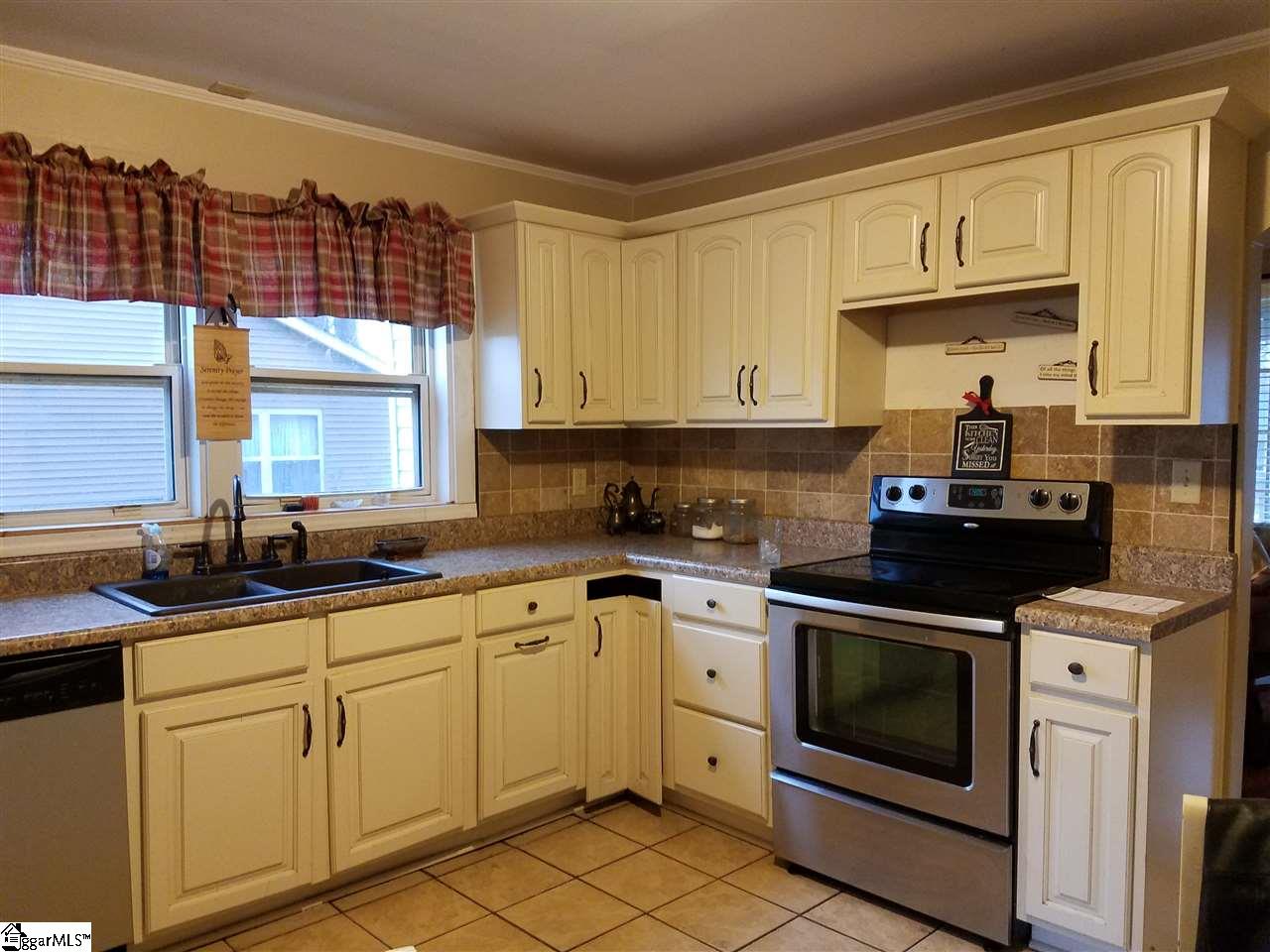 3307 New Pond Road Anderson, SC 29626 - Photo 3 of 11 Gallery Image 3