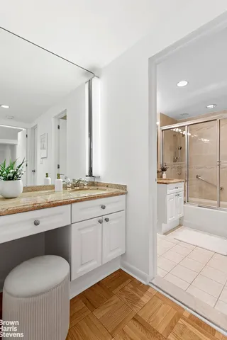 $1,050,000 | 45 Sutton Place South, Unit 5C | Sutton Place