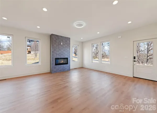 $684,990 | 40 Firefly Ridge Trail, Alexander, NC 28701