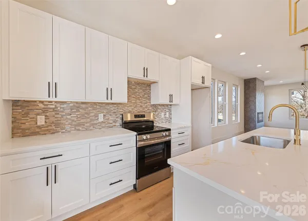 $684,990 | 40 Firefly Ridge Trail, Alexander, NC 28701