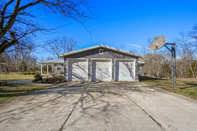 $1,390,000 | 15110 Veterans Lane, Dillsboro, IN 47018