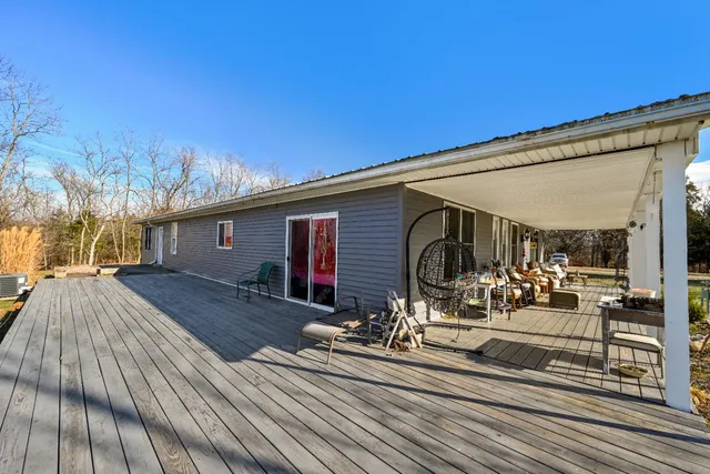 $1,390,000 | 15110 Veterans Lane, Dillsboro, IN 47018