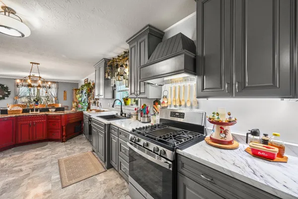 $1,390,000 | 15110 Veterans Lane, Dillsboro, IN 47018