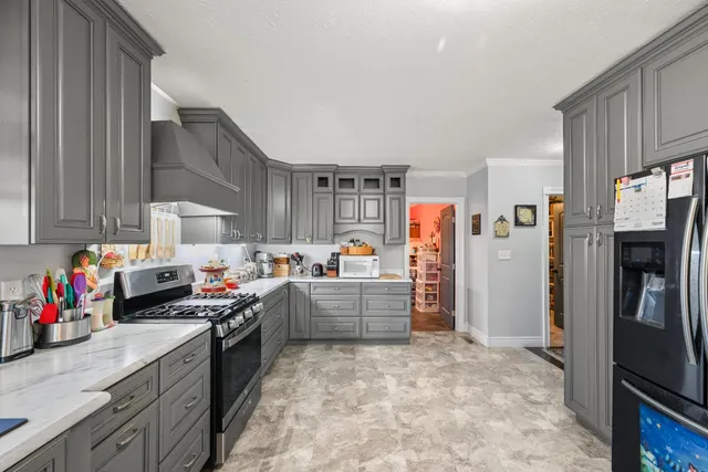 $1,390,000 | 15110 Veterans Lane, Dillsboro, IN 47018