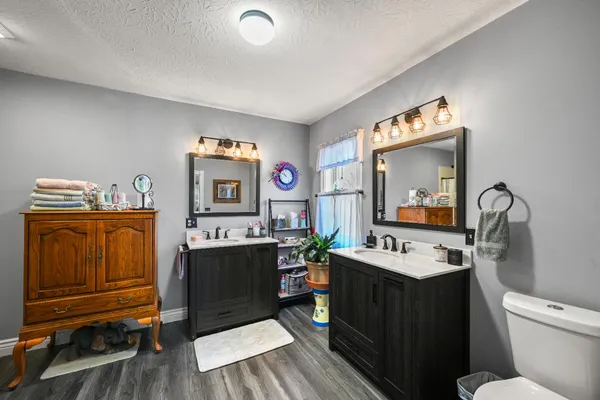 $1,390,000 | 15110 Veterans Lane, Dillsboro, IN 47018