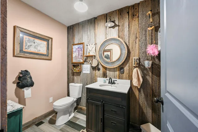 $1,390,000 | 15110 Veterans Lane, Dillsboro, IN 47018