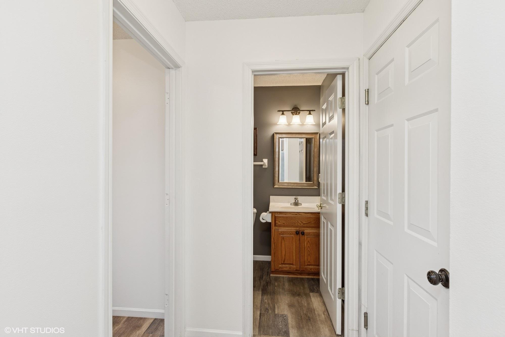 1475 West Pond Road Eagan, MN 55122 - Photo 26 of 52 Gallery Image 26