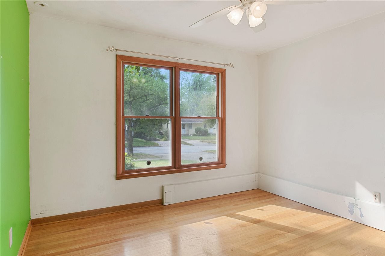 1416 Prairie Du Chien Road Iowa City, IA 52245 - Photo 16 of 29 Gallery Image 16