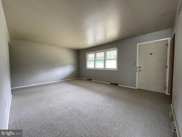 468 Pennock Bridge Road West Grove, PA 19390 - Photo 3 of 12 Gallery Image 3