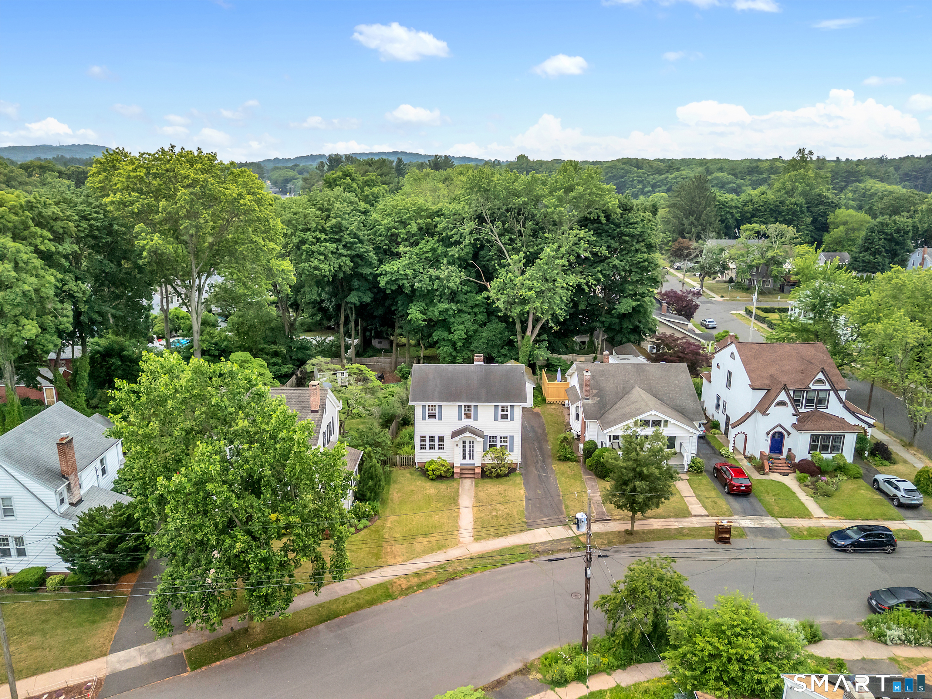80 Russell Street Hamden, CT 06517 - Photo 28 of 33