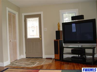 5104 Kyle Road Fort Wayne, IN 46809 - Photo 2 of 10