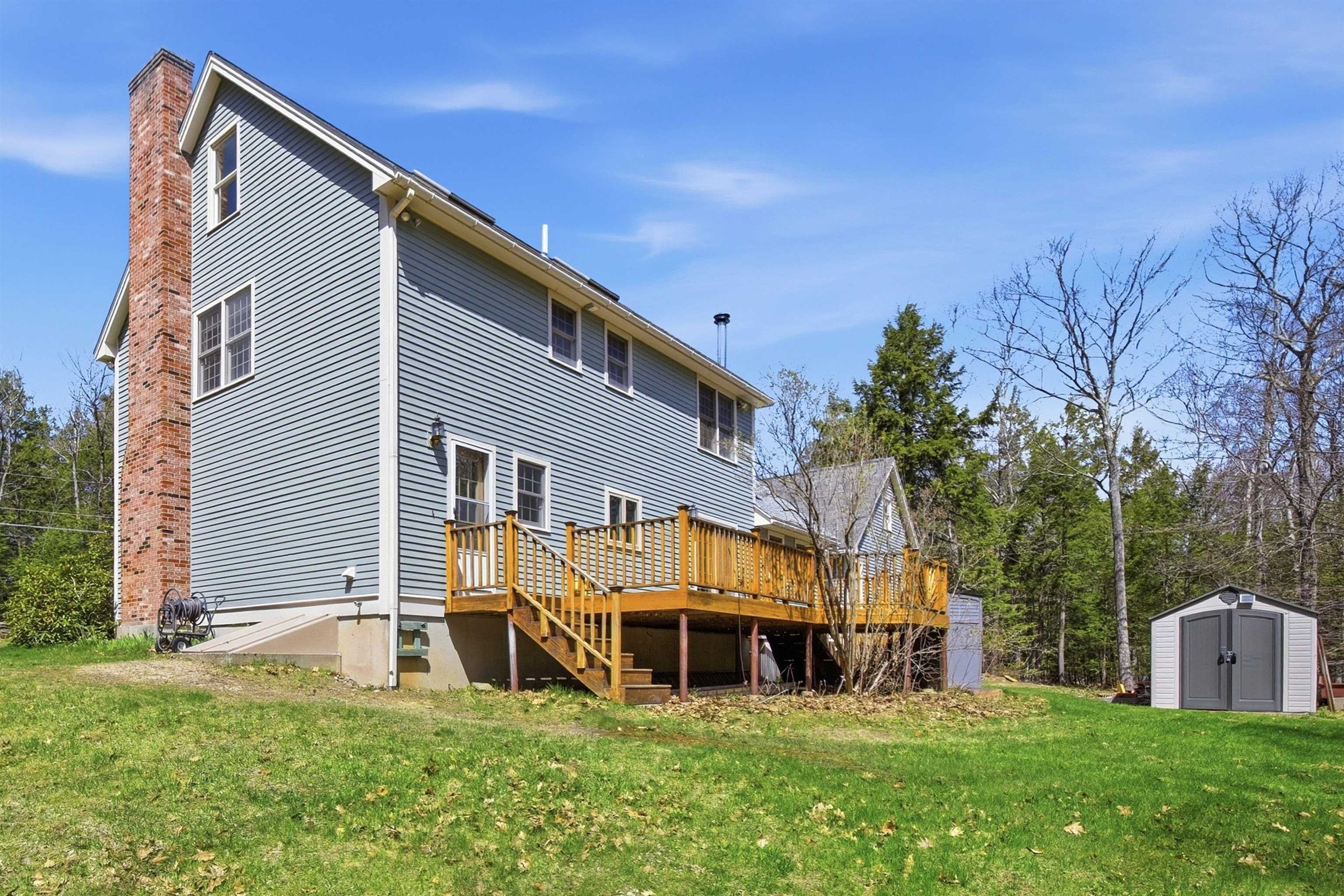 89 Old Center Road Deerfield, NH 03037 - Photo 3 of 58
