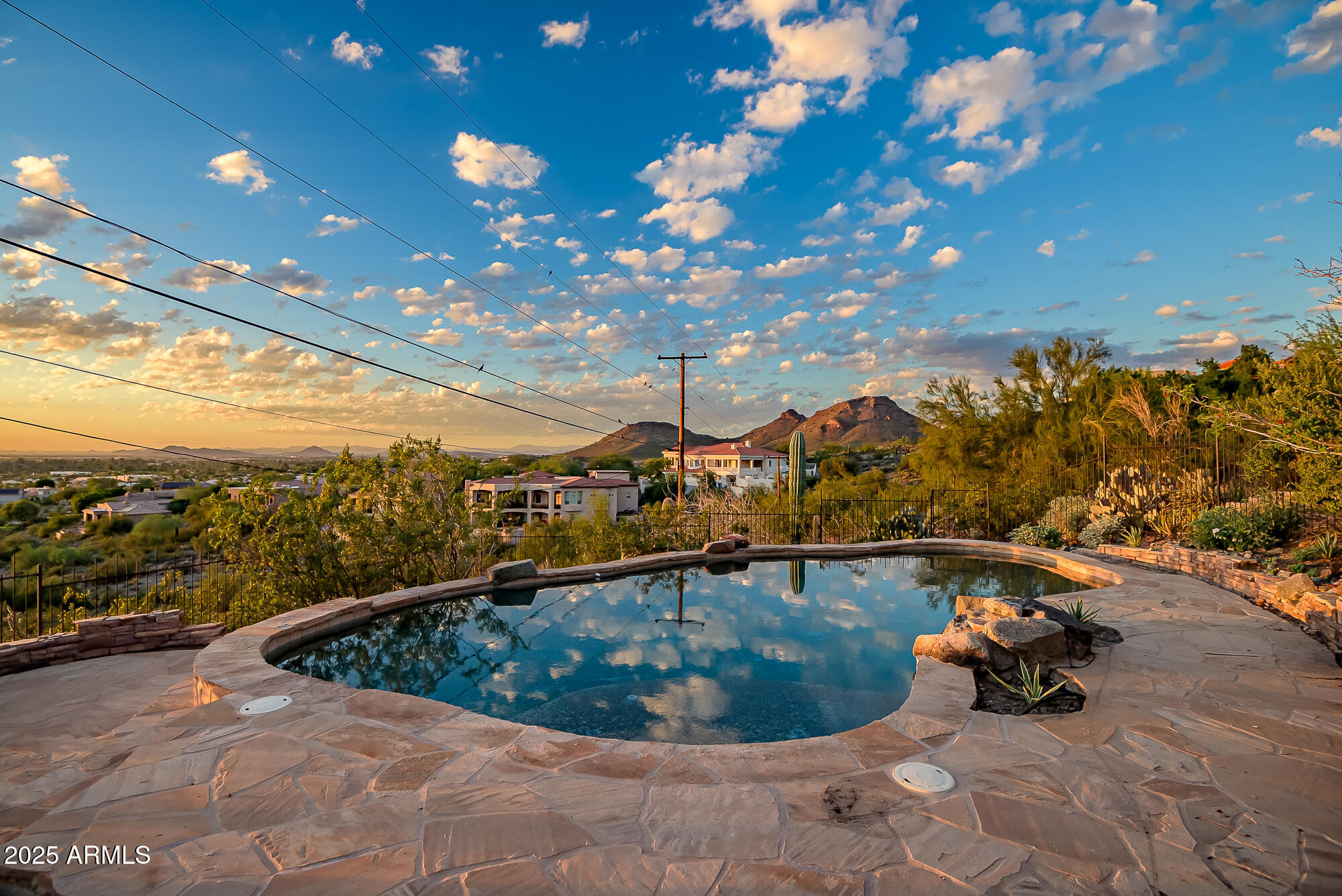 13428 North 16th Place Phoenix, AZ 85022 - Photo 19 of 29 a view of a terrace