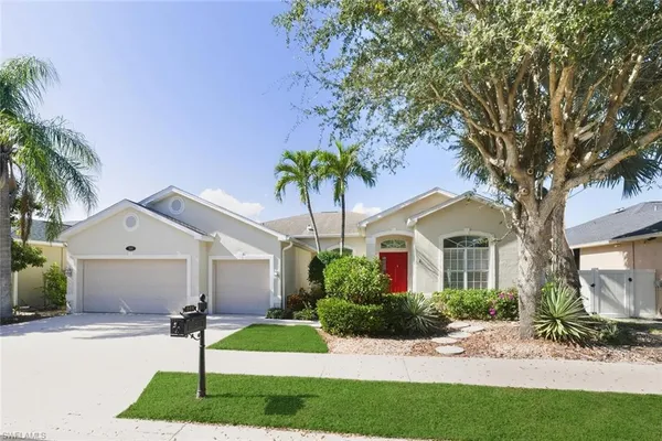 $3,950 | 366 Burnt Pine Drive, Naples, FL 34119