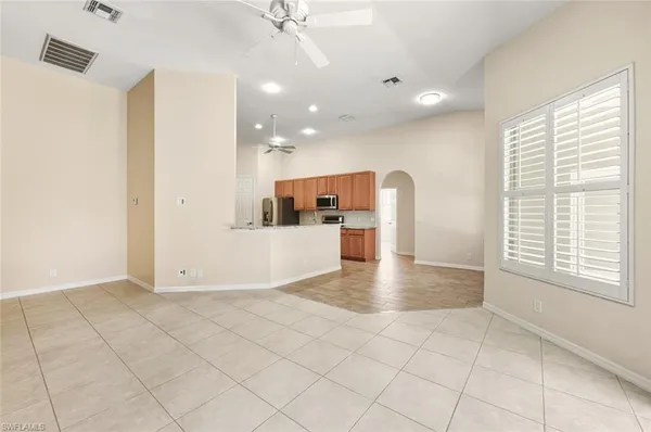 $3,950 | 366 Burnt Pine Drive, Naples, FL 34119