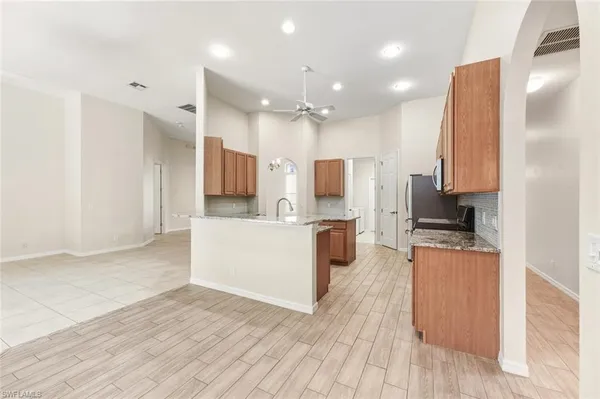 $3,950 | 366 Burnt Pine Drive, Naples, FL 34119