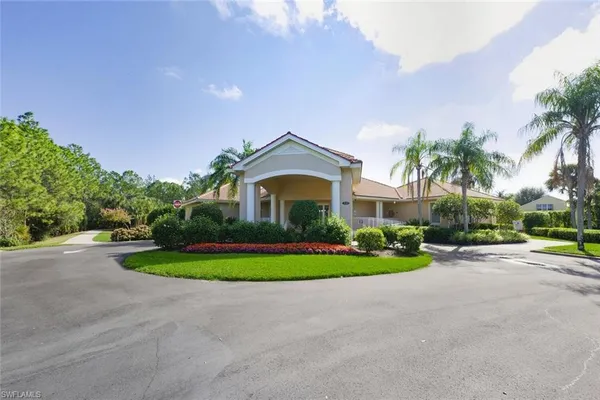 $3,950 | 366 Burnt Pine Drive, Naples, FL 34119
