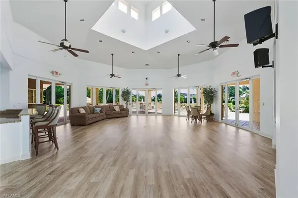 $3,950 | 366 Burnt Pine Drive, Naples, FL 34119