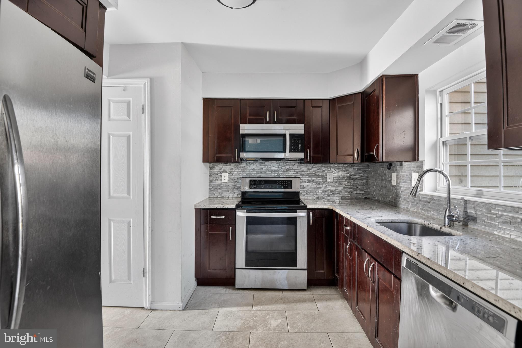 967 St Michaels Drive Bowie, MD 20721 - Photo 5 of 15