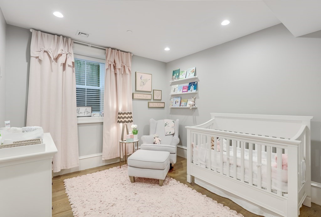 711 East 2nd Street, Unit 2 Boston, MA 02127 - Photo 24 of 35