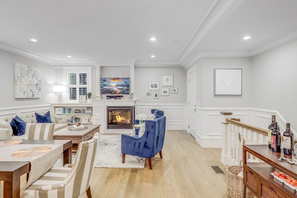 711 East 2nd Street, Unit 2 Boston, MA 02127 - Photo 3 of 35