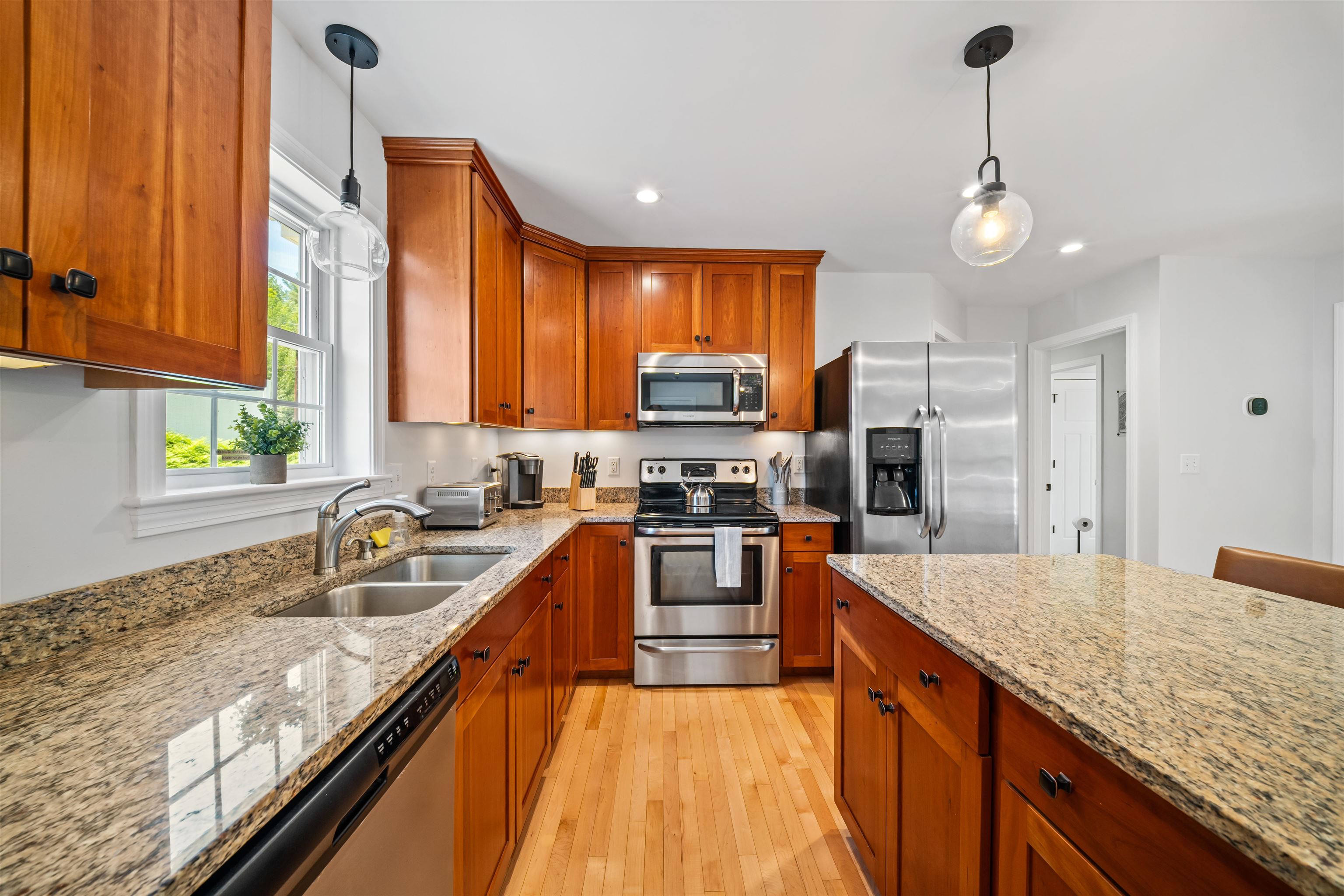 589 Laconia Road Tilton, NH 03276 - Photo 13 of 52 Gallery Image 13