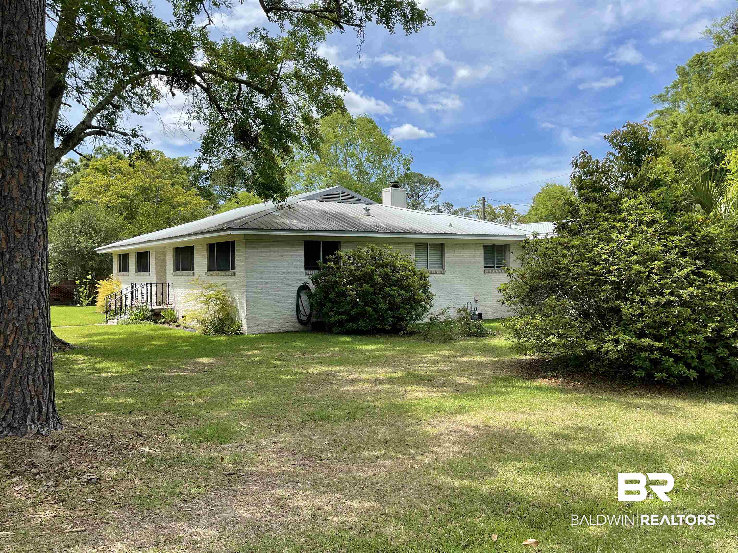 402 West Myrtle Avenue Foley, AL 36535 - Photo 36 of 38 Exterior Elevation