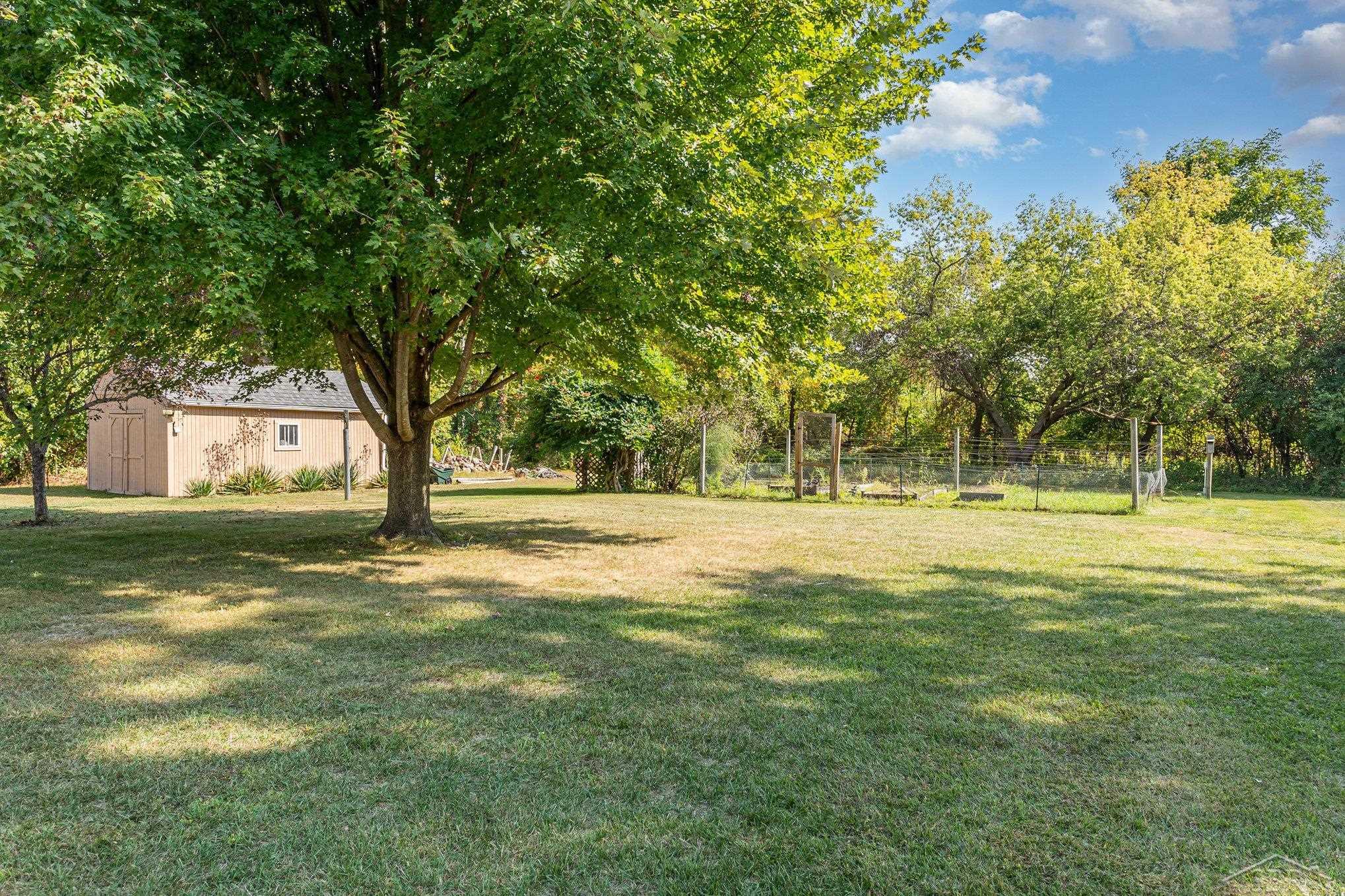 6650 Radewahn Road Saginaw, MI 48604 - Photo 20 of 25 50189412-c8ab81f9-db6f-489a-8598-9de1e06361b9.JPG